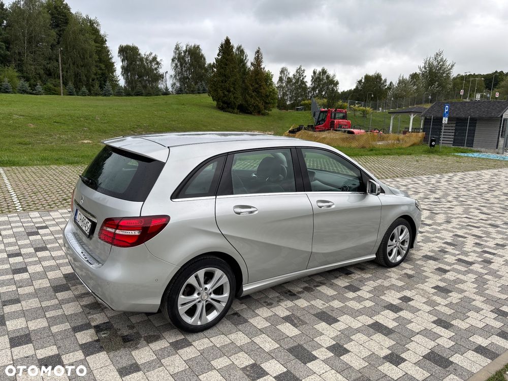 Mercedes-Benz Klasa B 180 (CDI) d AMG Line - 6