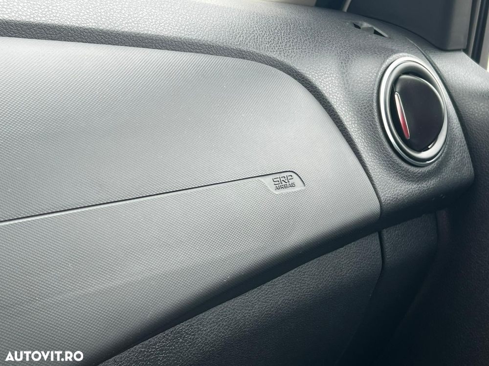 Dacia Logan 0.9 TCe Laureate - 25