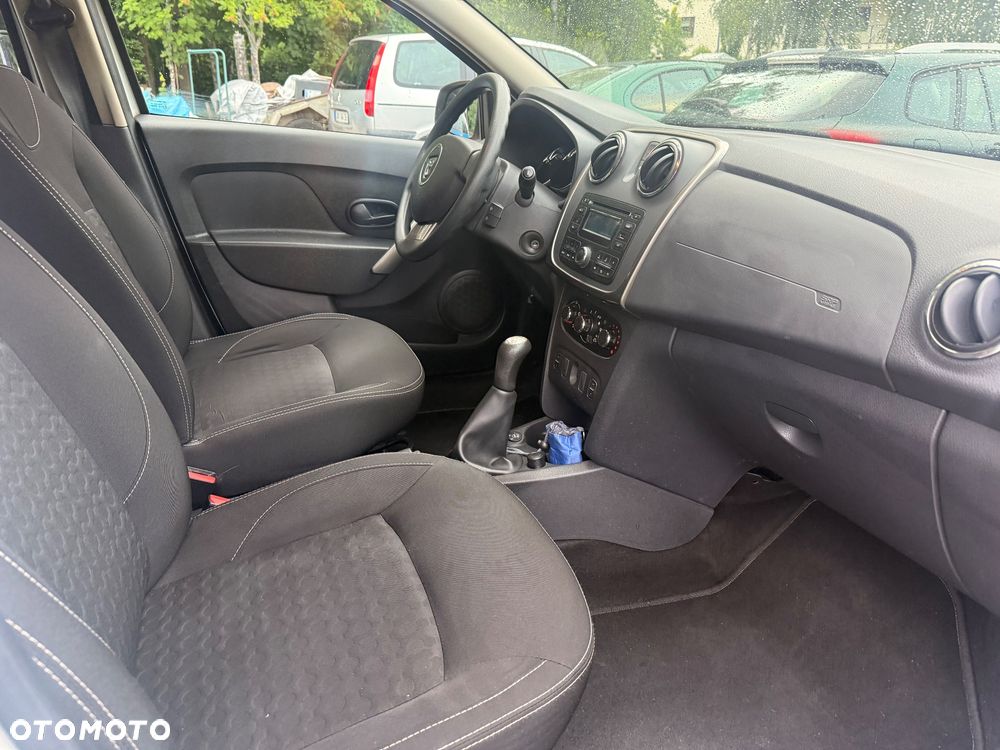 Dacia Sandero 1.2 16V 75 Laureate - 7