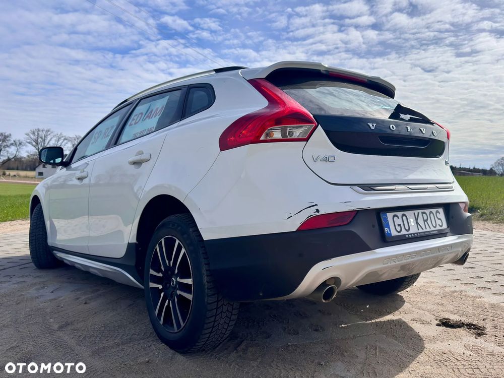 Volvo V40 Cross Country D3 Drive-E Momentum - 7