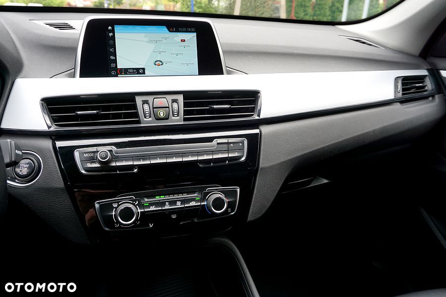 BMW X1 sDrive18d xLine sport - 33