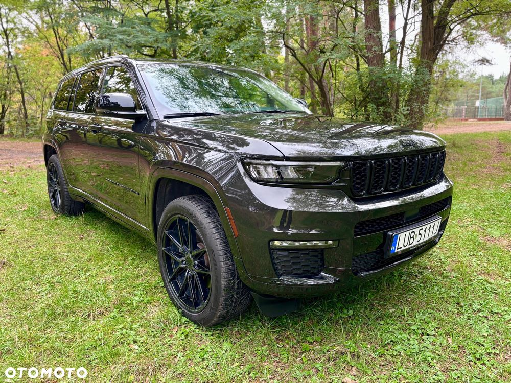 Jeep Grand Cherokee - 28