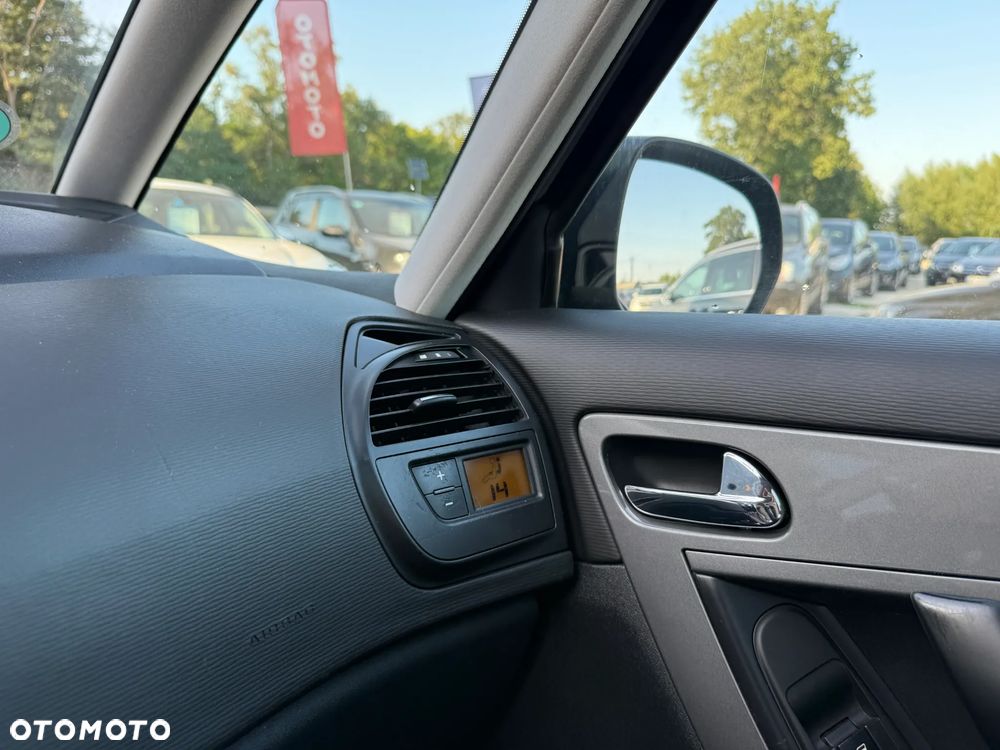 Citroën C4 Grand Picasso 2.0i Impress MCP - 26