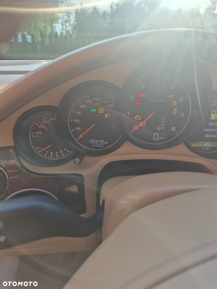 Porsche Panamera 4 PDK - 12