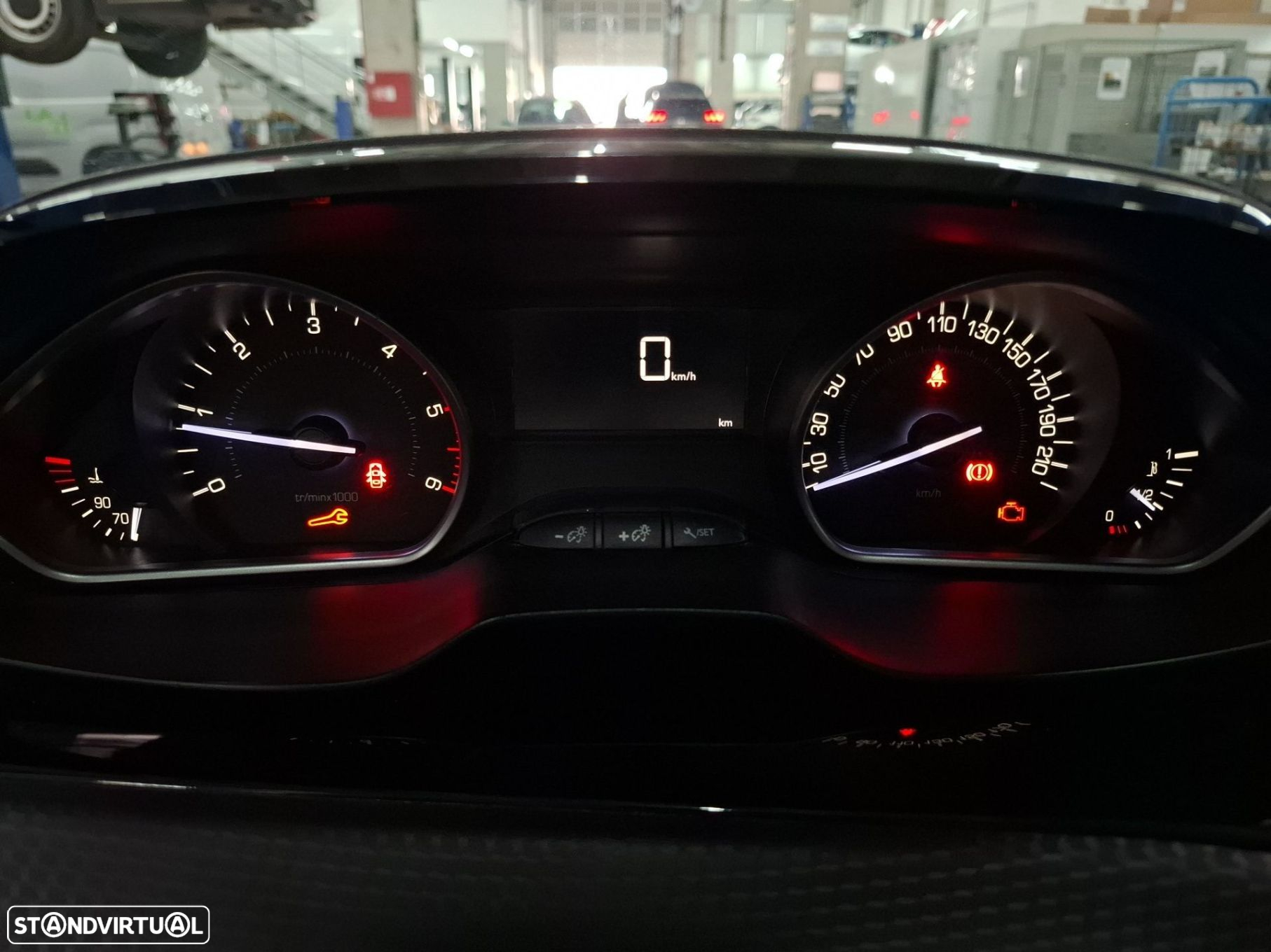 Peugeot 2008 1.6 BlueHDi Style - 15