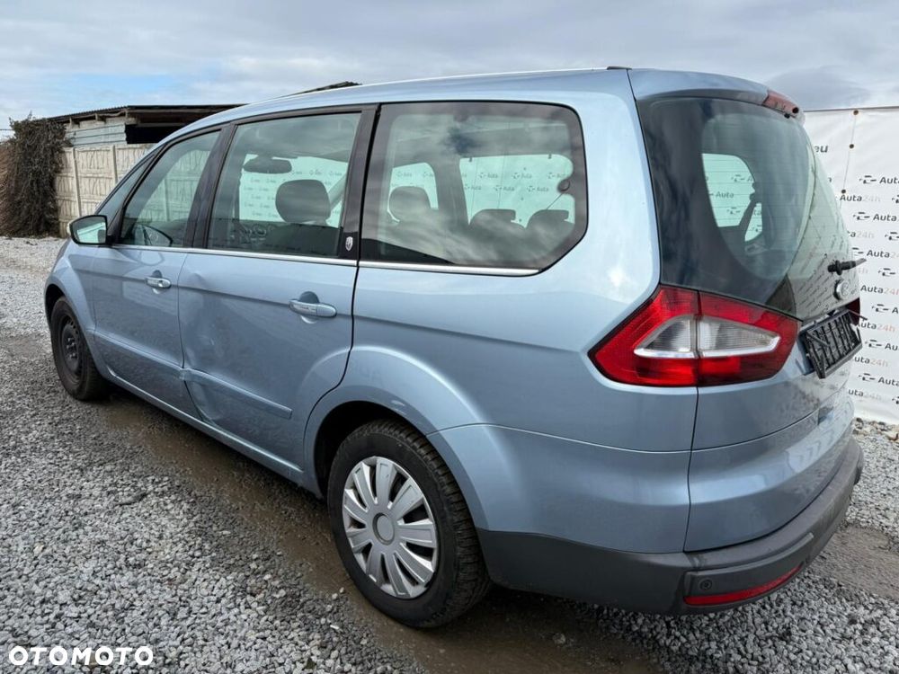 Ford Galaxy 2.0 Ghia - 7
