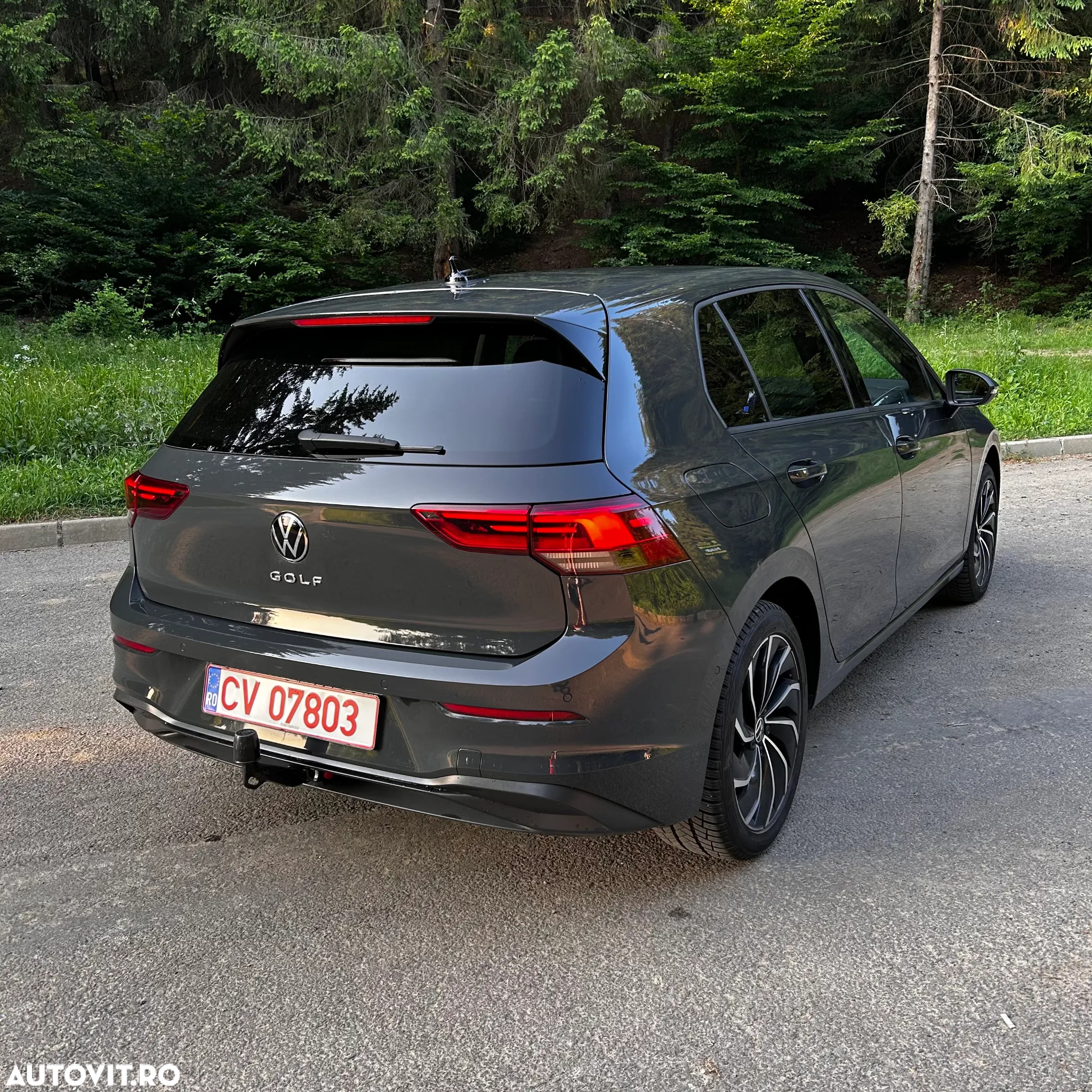Volkswagen Golf 2.0 TDI Life - 5