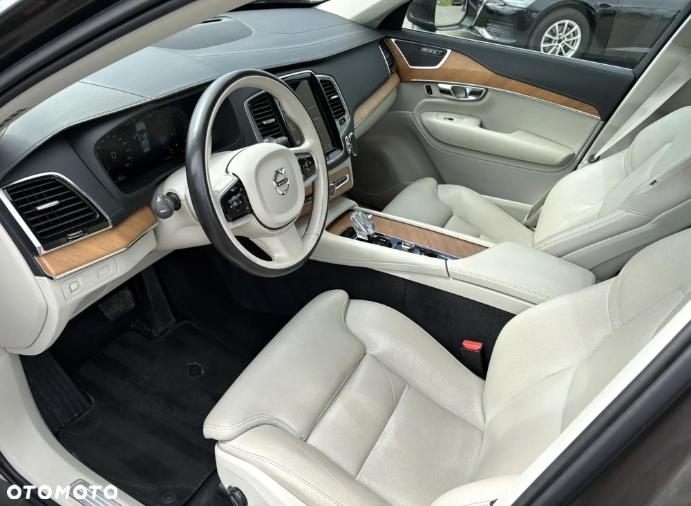 Volvo XC 90 B5 D AWD Inscription - 9