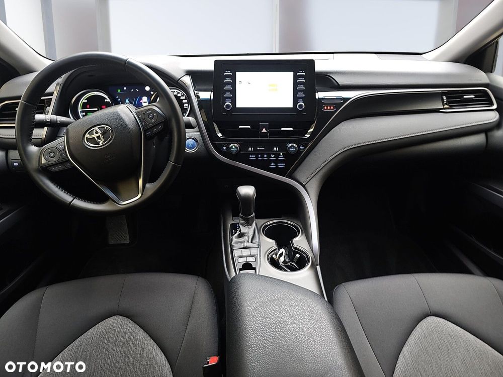 Toyota Camry 2.5 Hybrid Comfort CVT - 8