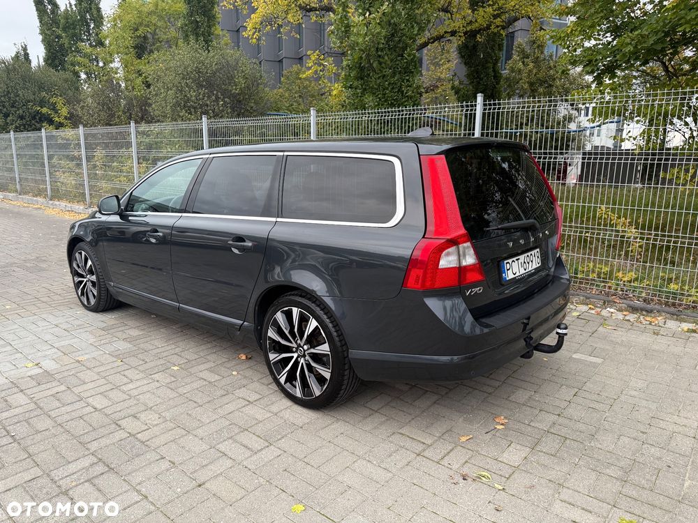 Volvo V70 D3 Summum - 4