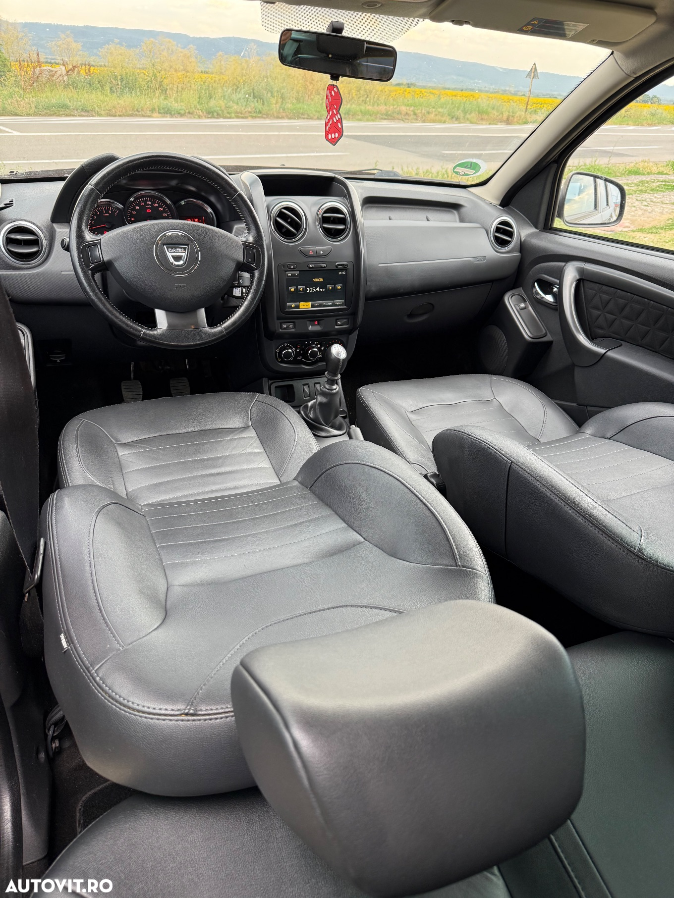 Dacia Duster dCi 110 2WD Prestige - 9