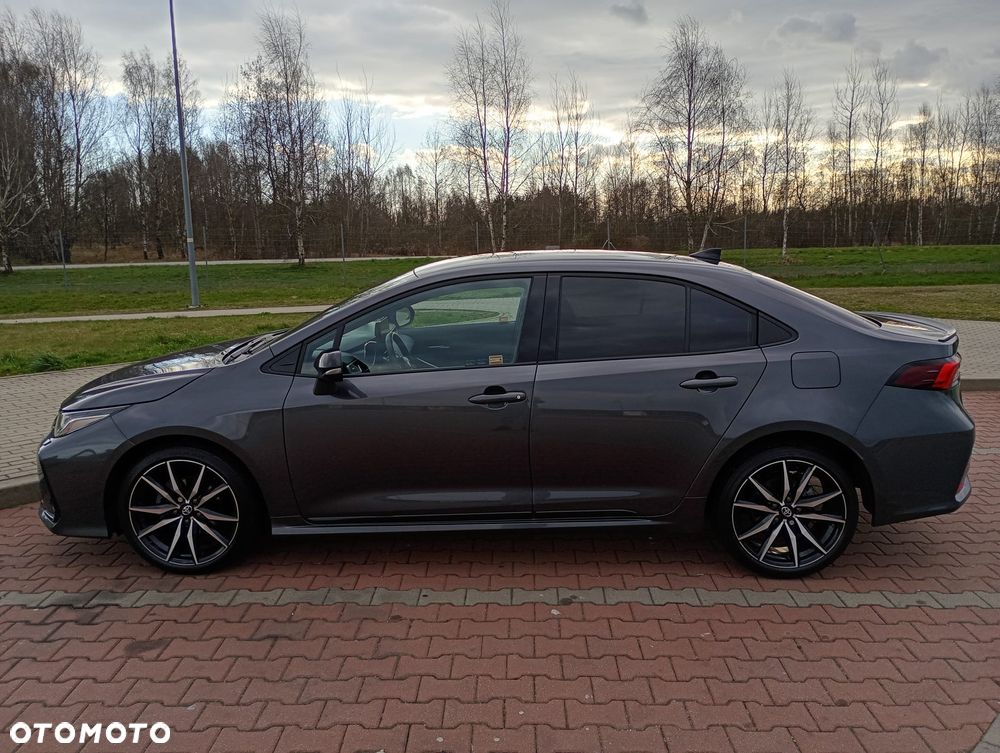 Toyota Corolla 1.8 Hybrid GR Sport - 6