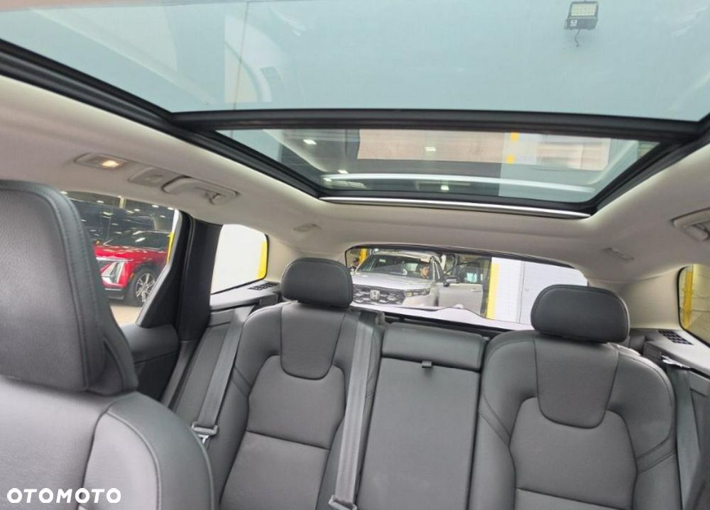 Volvo XC 60 B5 B AWD Plus Bright - 13