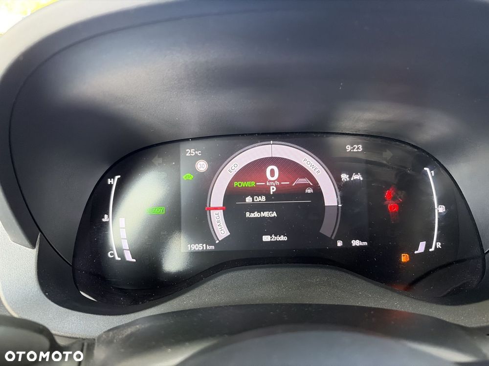 Toyota Yaris Cross Hybrid 1.5 Comfort - 12