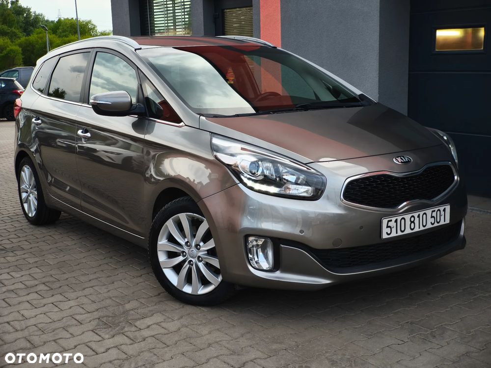 Kia Carens 1.7 CRDi XL 7os - 4