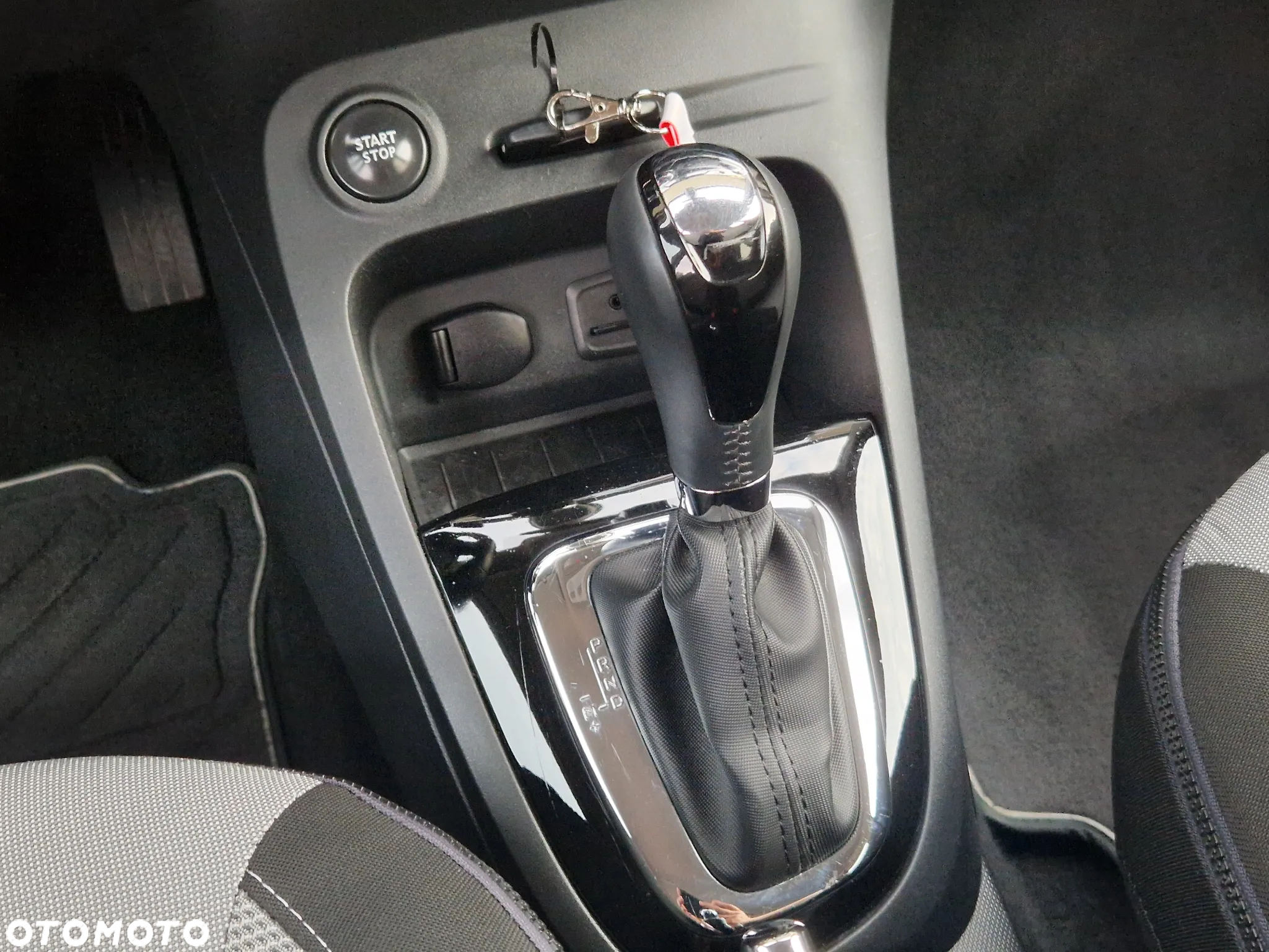 Renault Captur 1.2 TCe Intens EDC - 29