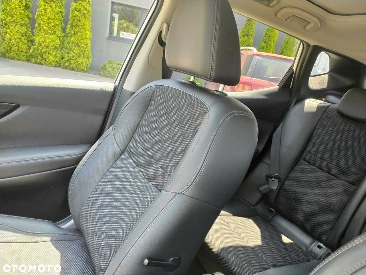Nissan Qashqai 1.2 DIG-T Tekna EU6 - 14