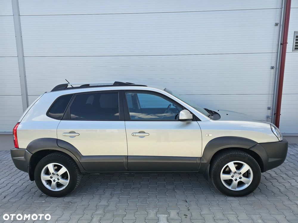 Hyundai Tucson 2.0 CRDi VGT 2WD Automatik GLS - 12