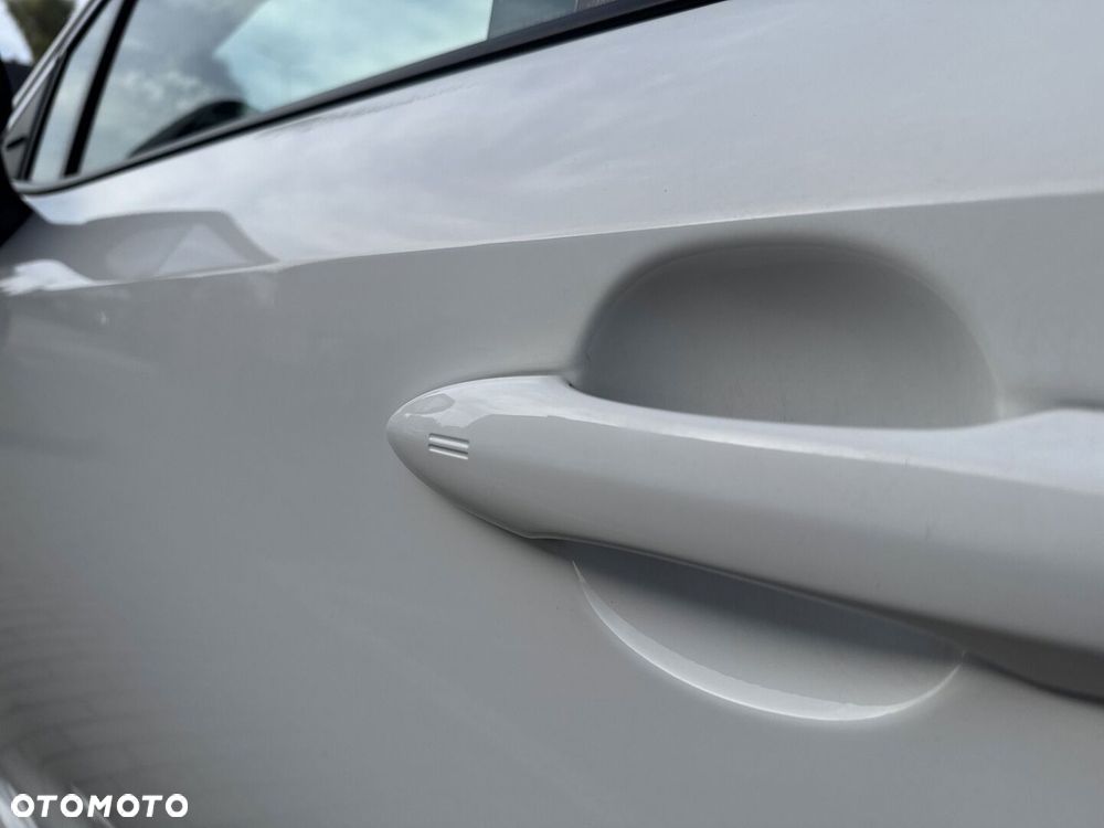 Toyota Corolla 1.8 Hybrid Comfort - 26
