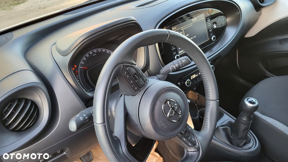 Toyota Aygo X - 6