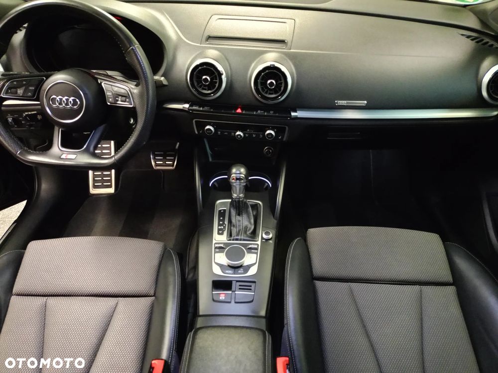 Audi A3 Sportback 35 TFSI S line - 16