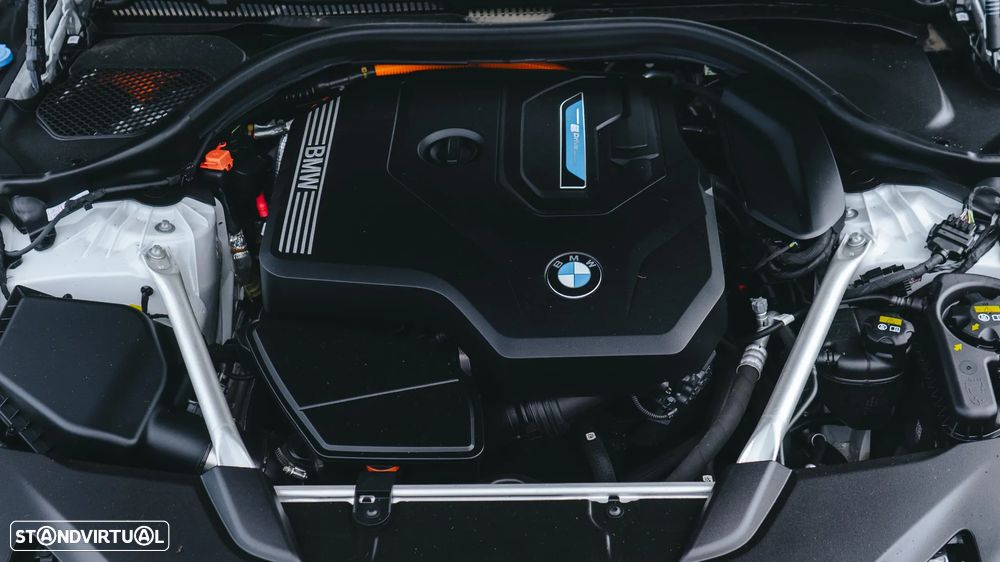 BMW 520 e - 43