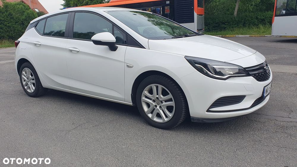 Opel Astra - 1