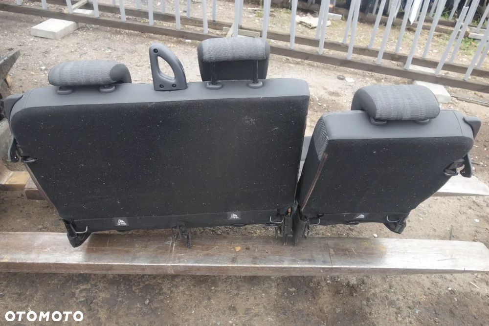 KANAPA TYŁ DACIA DOKKER - 3