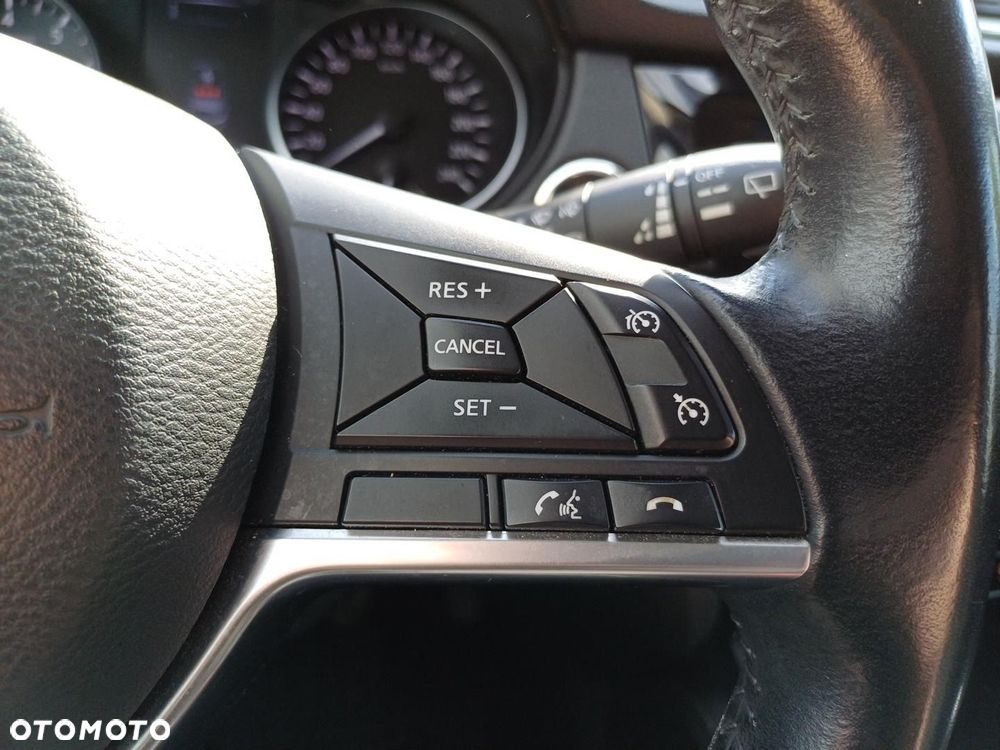 Nissan Qashqai 1.2 DIG-T N-Connecta - 17