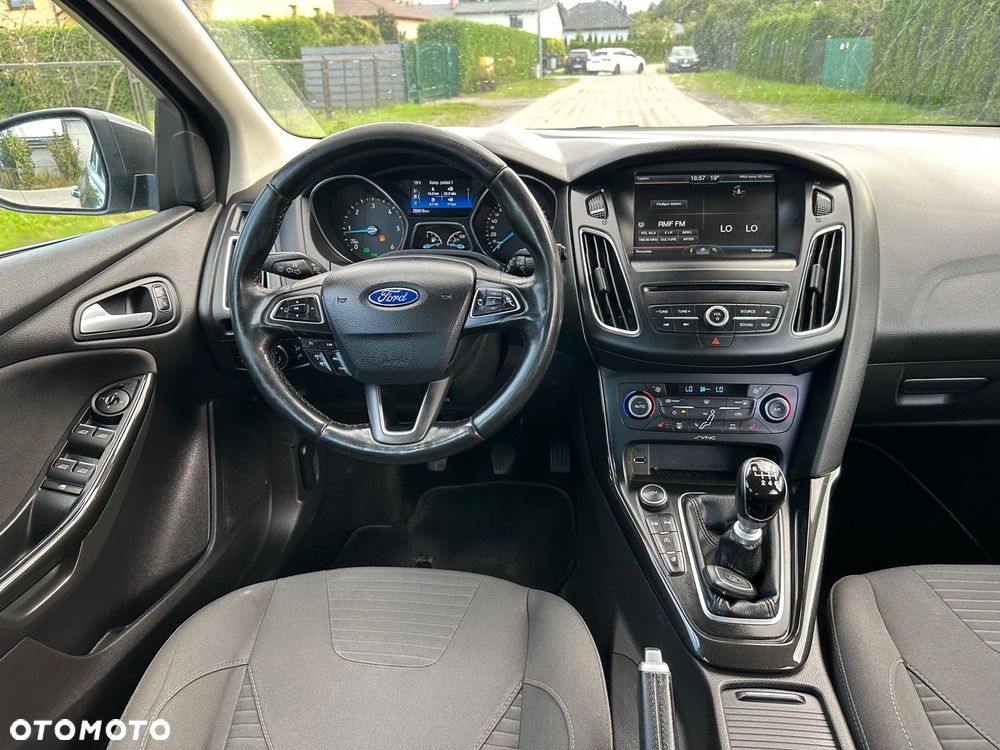 Ford Focus 2.0 TDCi Titanium ASS - 6