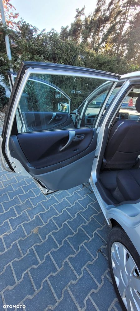 Suzuki Liana Kombi 1.6 Comfort - 15