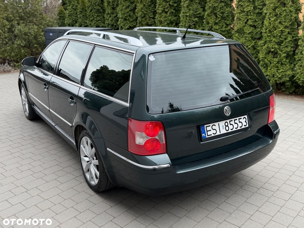 Volkswagen Passat 1.9 TDI 4Motion Highline - 4