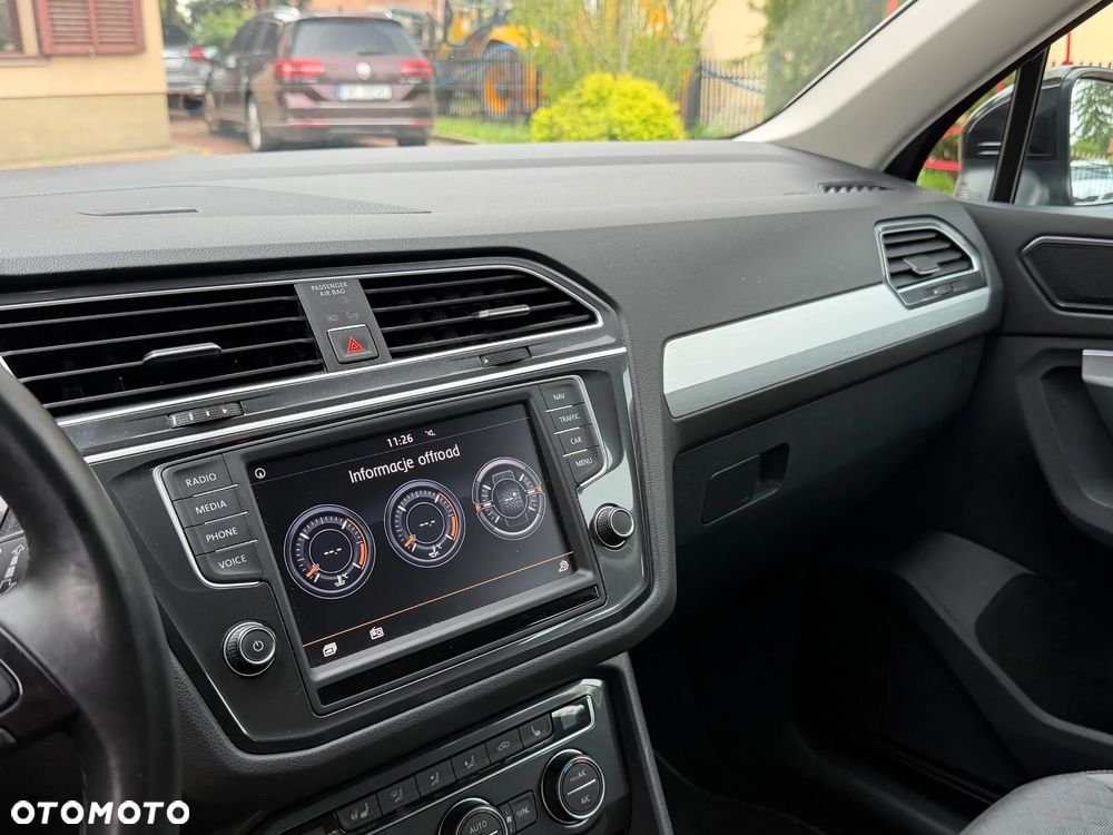 Volkswagen Tiguan 2.0 TDI SCR 4Motion (BlueMotion Techn.) DSG Comfortline - 23