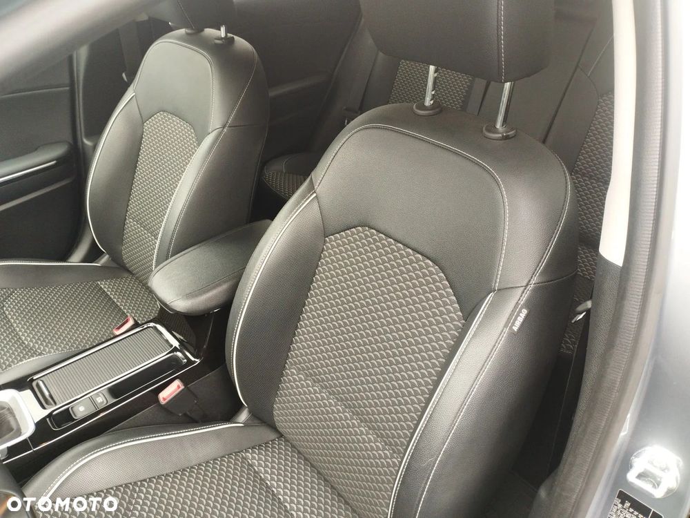 Kia Ceed 1.5 T-GDI Tribute - 11