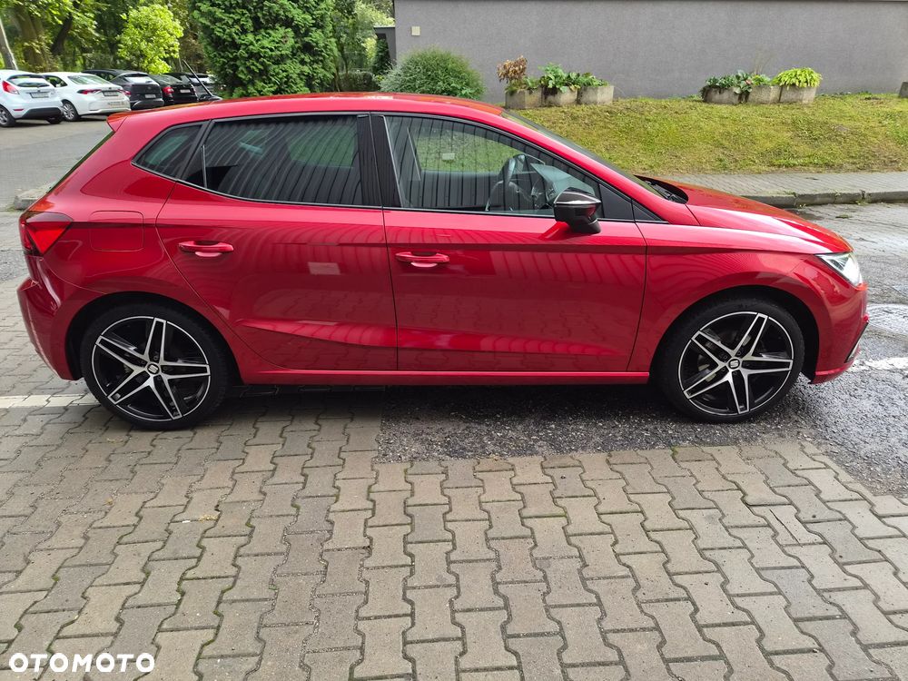 Seat Ibiza 1.0 TSI S&S FR Black Edition - 4