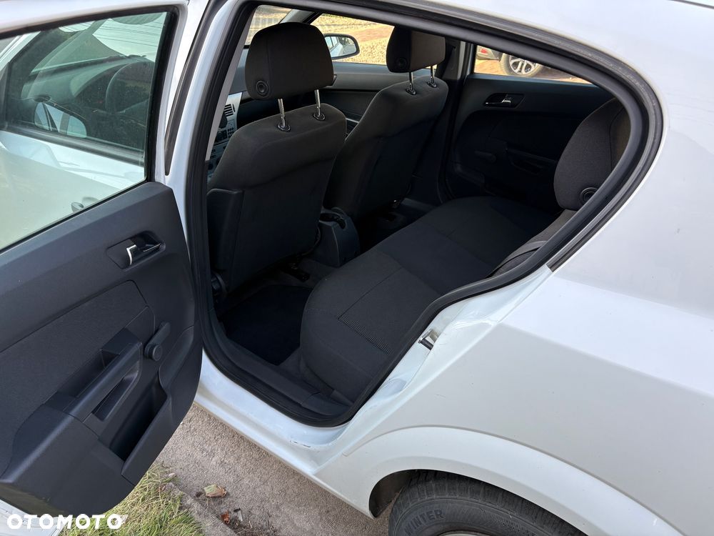 Opel Astra 1.4 - 10