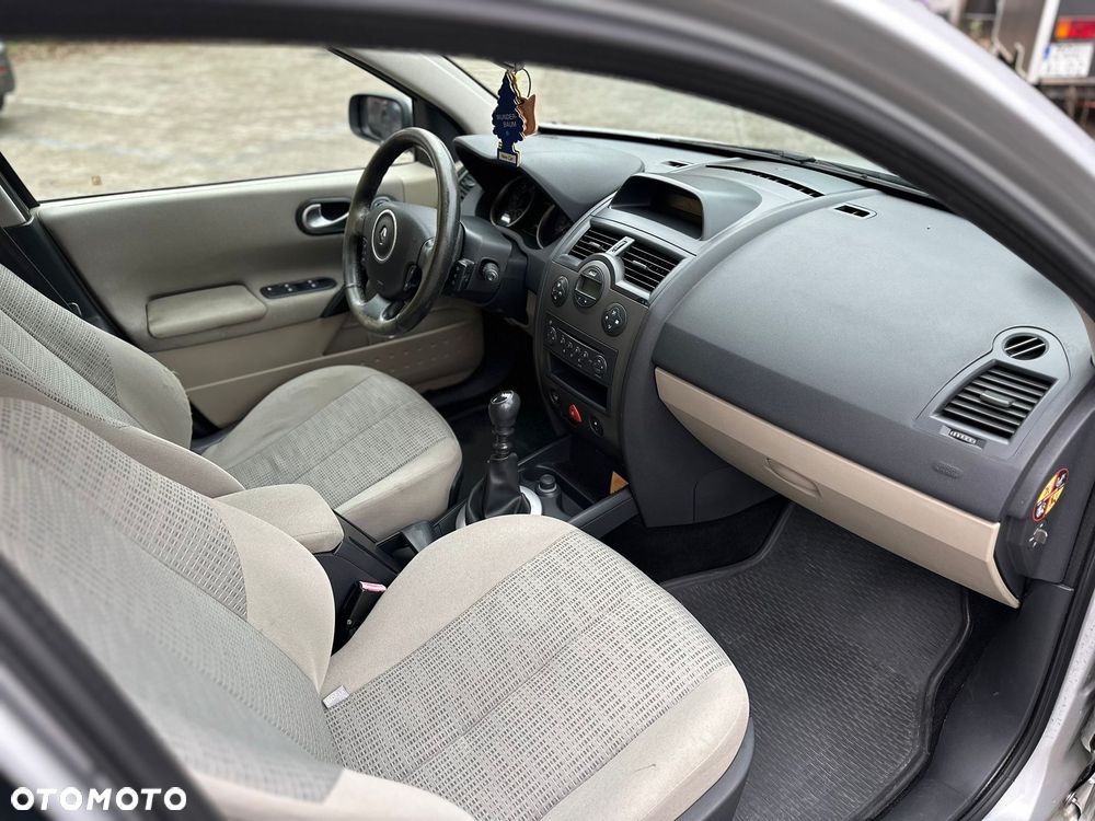 Renault Megane - 10