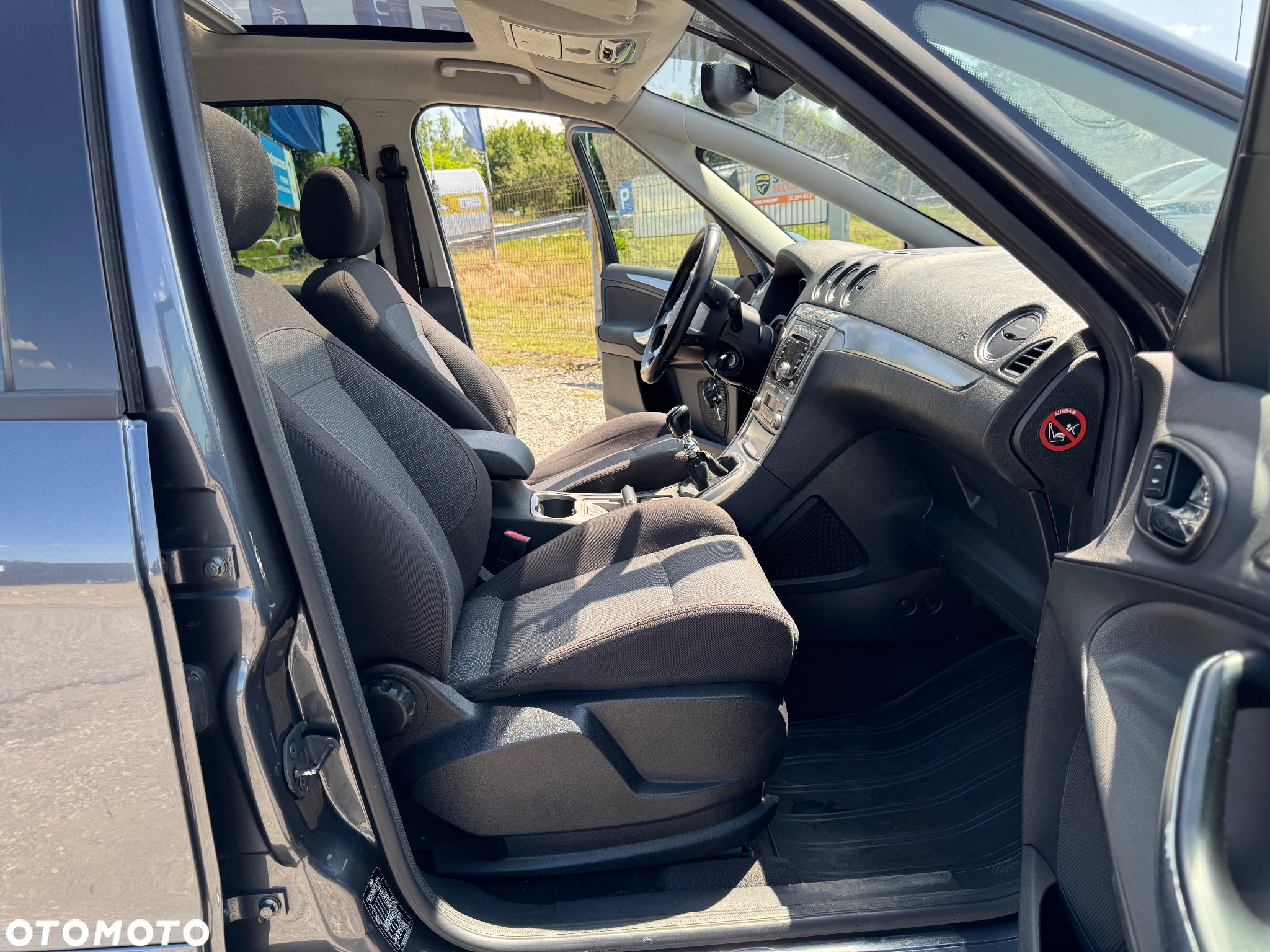 Ford S-Max - 24