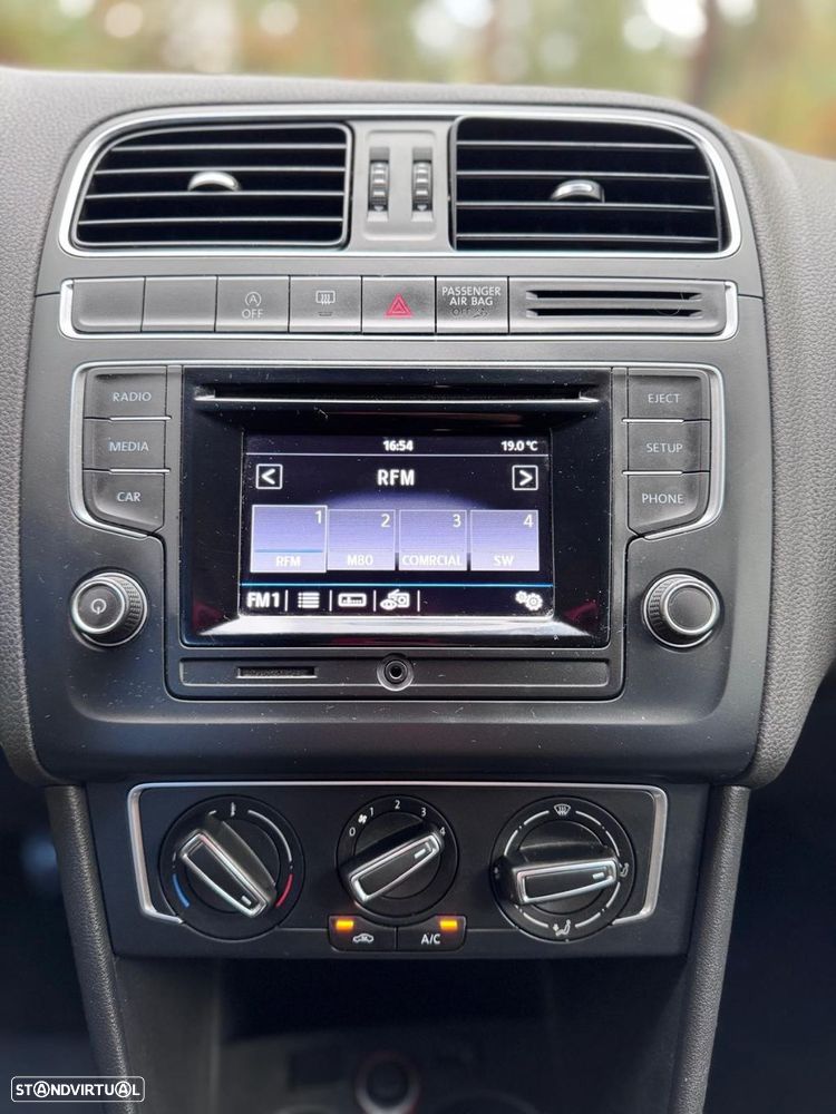 VW Polo 1.0 Confortline - 16