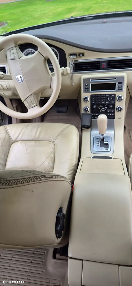 Volvo XC 70 D5 AWD Summum - 10