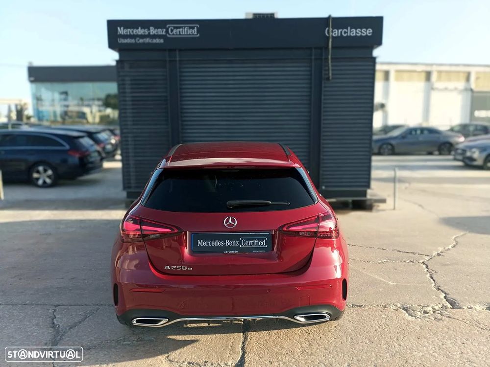 Mercedes-Benz A 250 e 8G-DCT AMG Line Advanced Plus - 11
