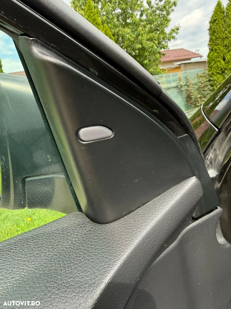 Nissan Qashqai 1.6 DCI 4 x 4 DPF Start/Stop tekna - 15