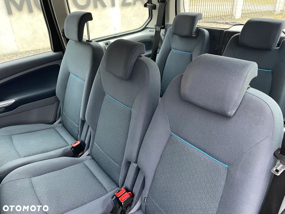 Ford Galaxy 2.0 TDCi Ambiente - 10