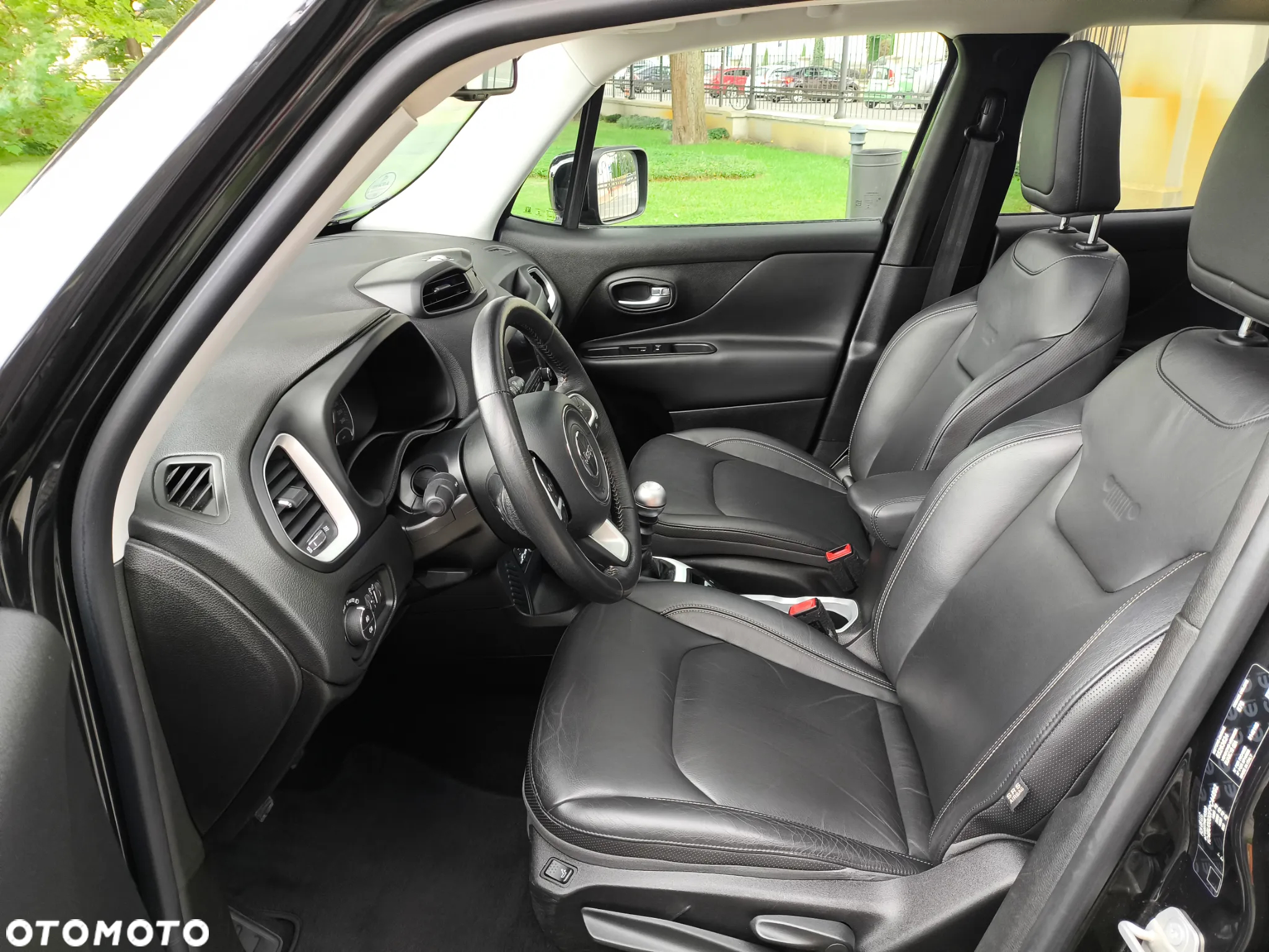 Jeep Renegade 1.4 MultiAir Limited - 21