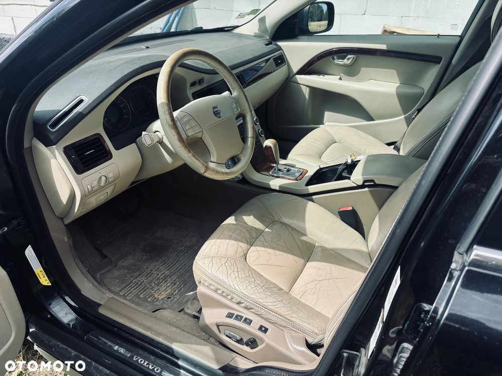 Volvo XC 70 - 9