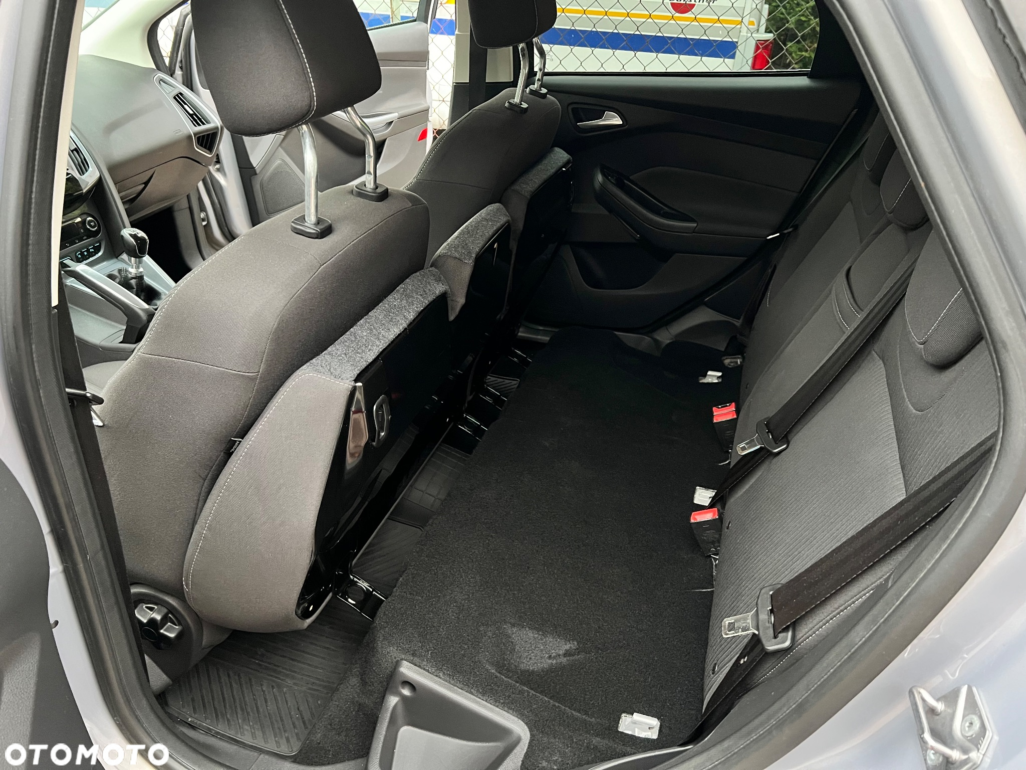Ford Focus 1.6 EcoBoost Titanium - 12