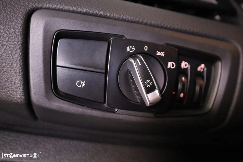 BMW 225xe Active Tourer Advantage - 42