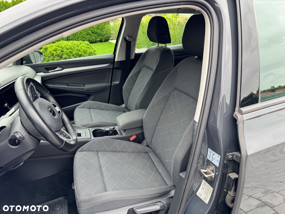 Volkswagen Golf VIII 2.0 TDI Life - 9