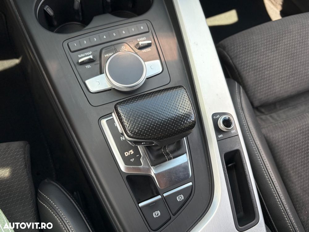 Audi A4 Limuzina 2.0 TDI quattro S tronic Sport - 39