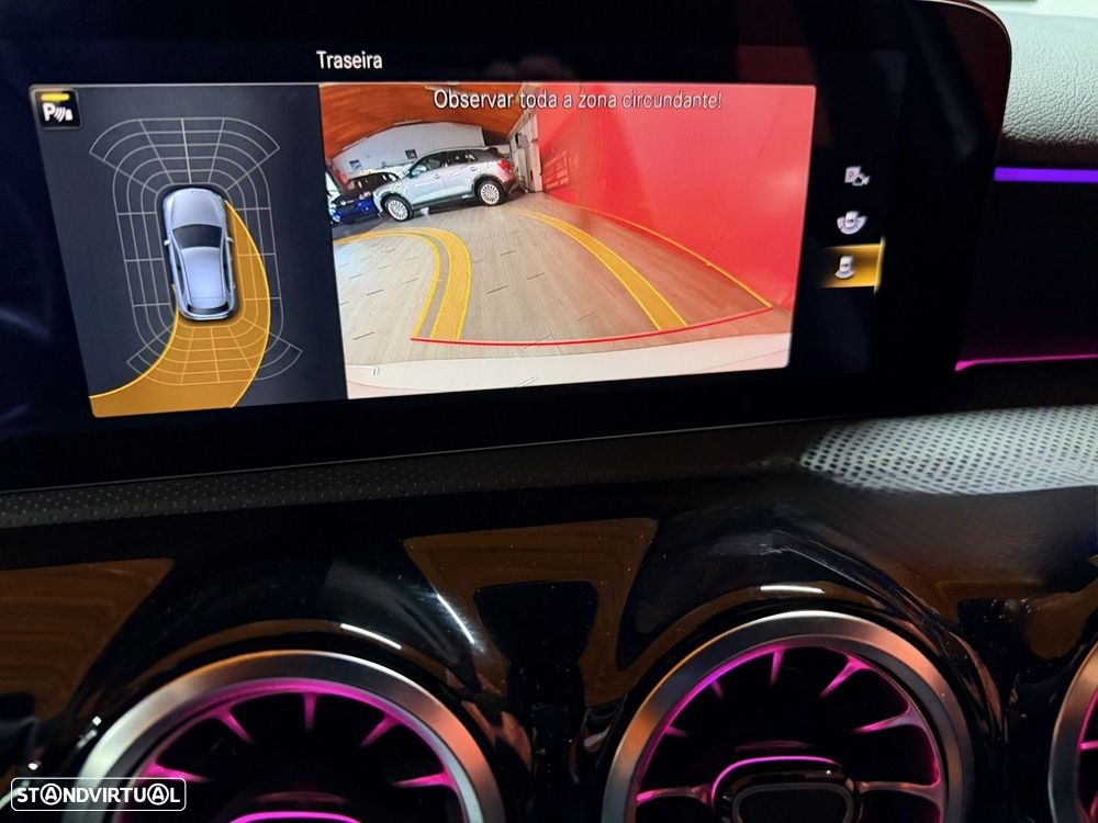 Mercedes-Benz A 180 AMG Line - 10